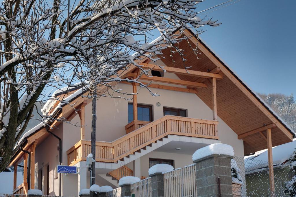 Apartmán Rekreacny Dom Vyhne Exteriér fotografie